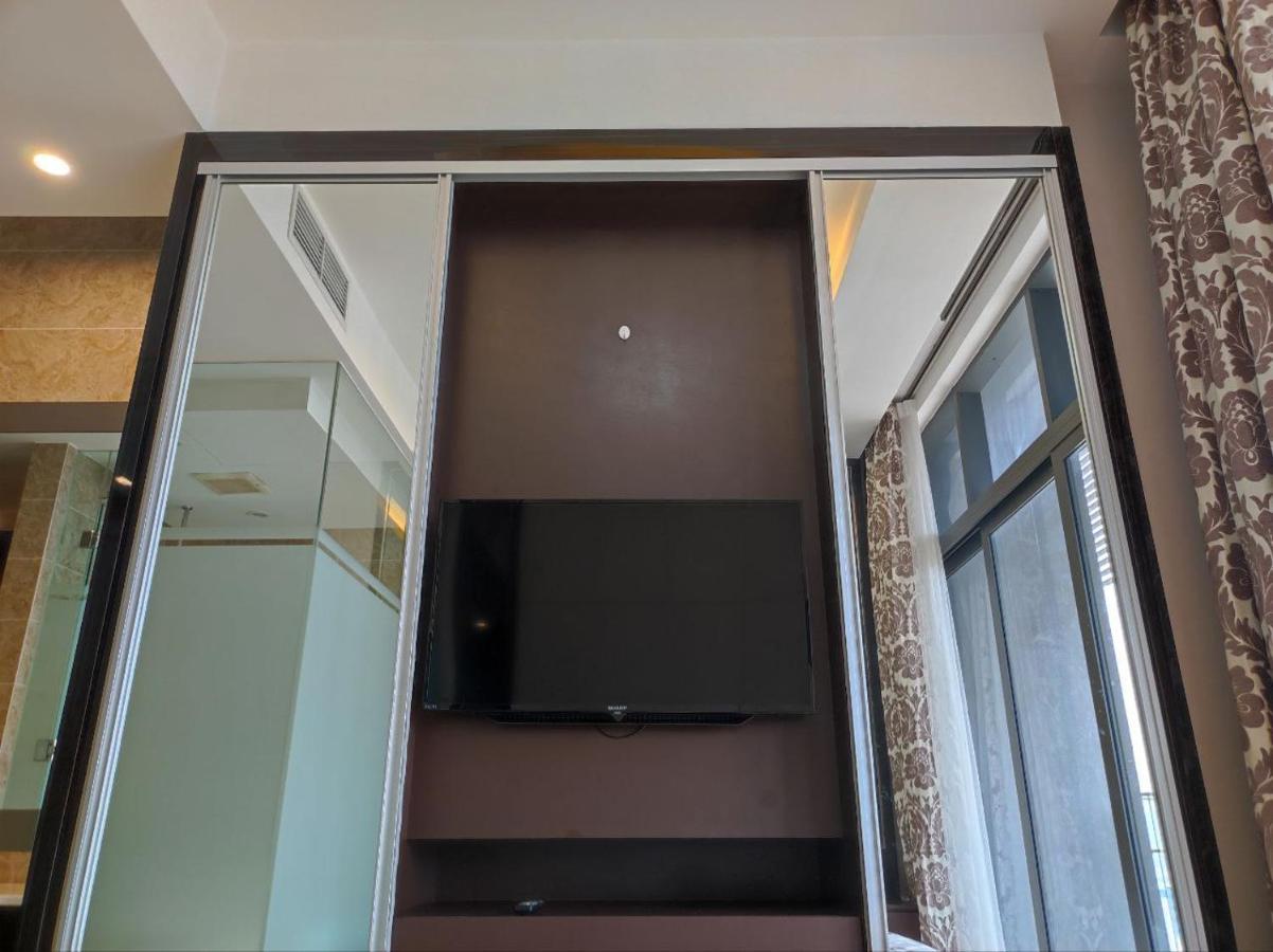 Dorsett Bukit Bintang, Premium Bed, Bathtub, Starhill Pavilion, Netflix, Infinity Pool